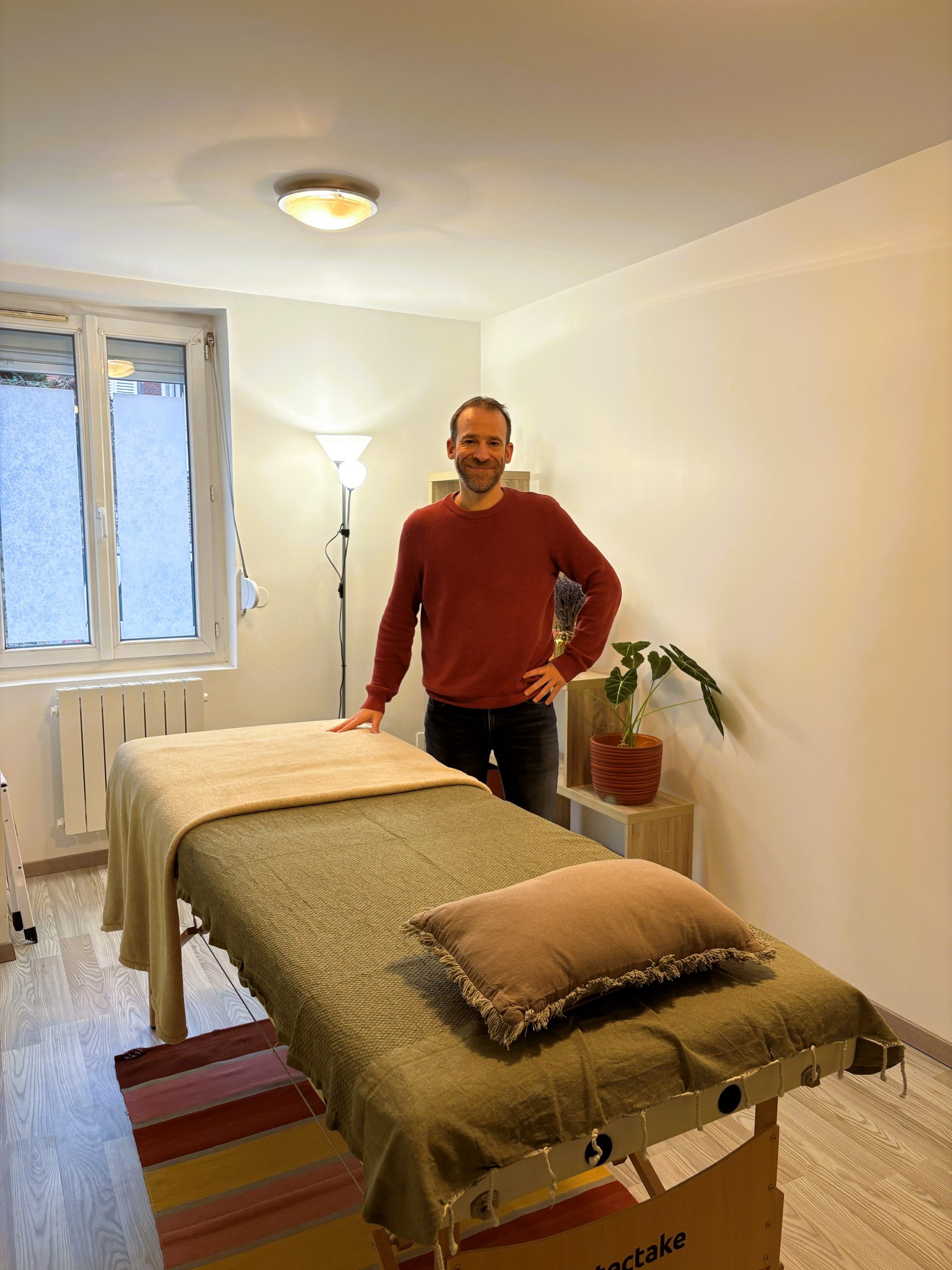 L'énergie passe par les mains du Magnétiseur